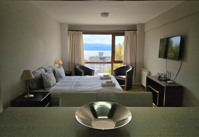 Estudio en San Carlos de Bariloche - Terrazas del Lago I F con vista al Lago