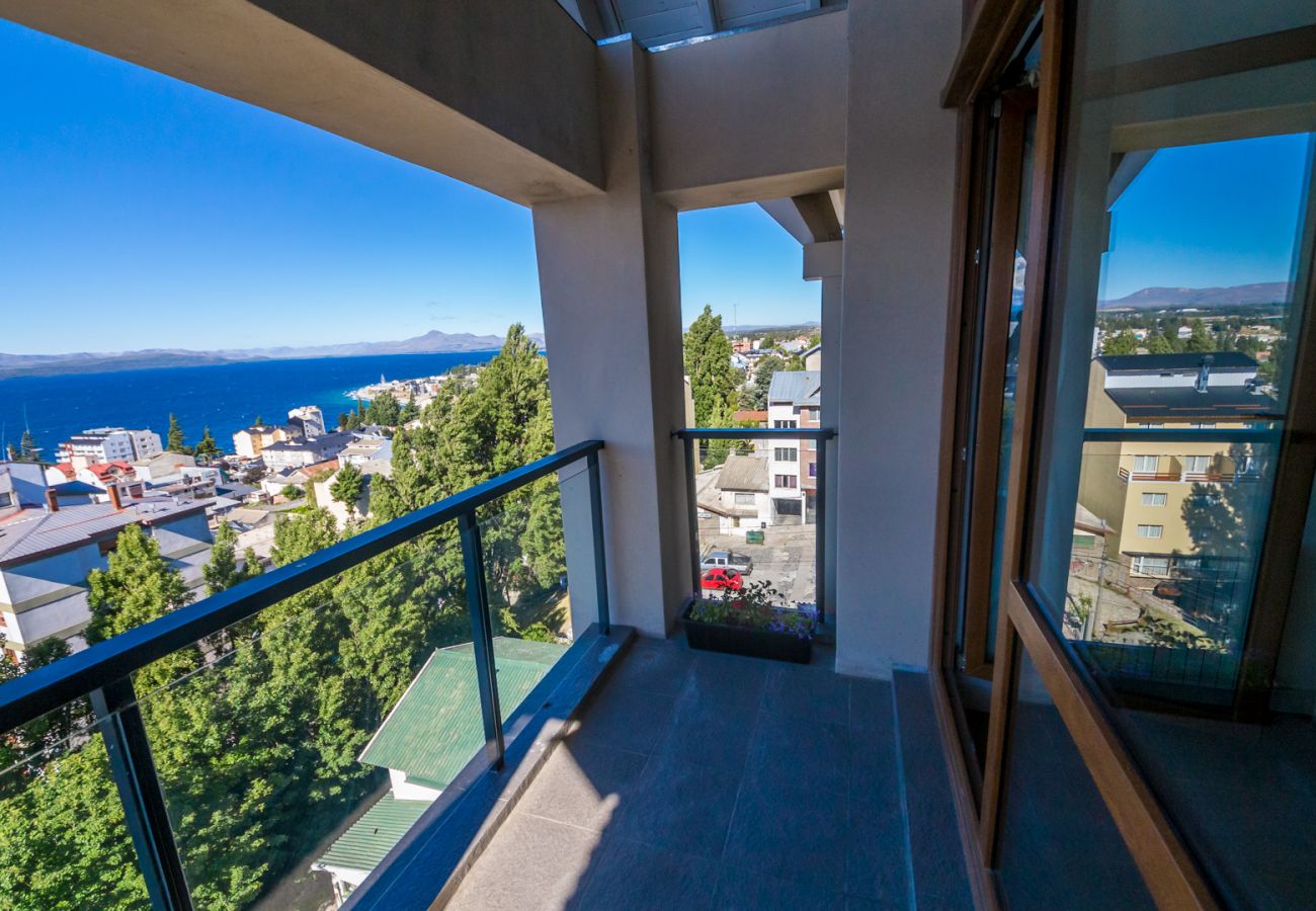 Apartamento en San Carlos de Bariloche - Dto. Kumelka con vista al lago en pleno centro
