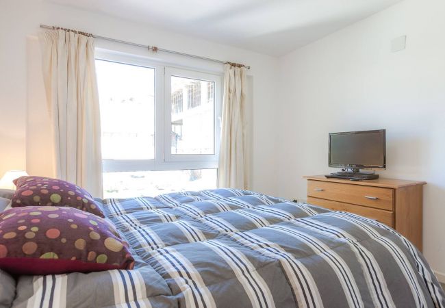 Apartamento en San Carlos de Bariloche - Doriasa, con vista al lago y estacionamiento Apartamento en San Carlos de Bariloche - Doriasa, con vista al lago y estacionamiento