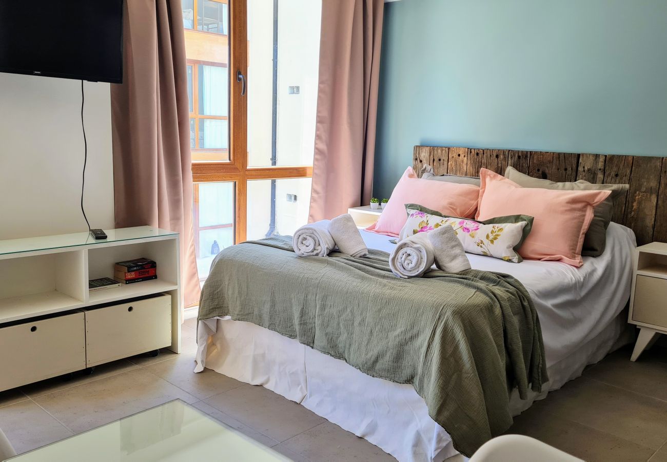Estudio en San Carlos de Bariloche - Dto. Aupa! en barrio céntrico