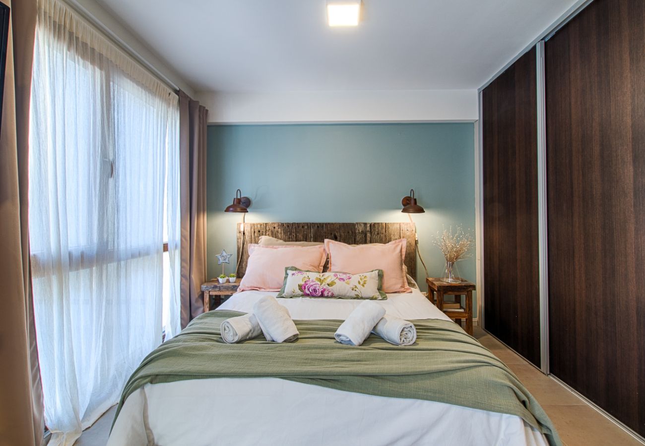 Estudio en San Carlos de Bariloche - Dto. Aupa! en barrio céntrico