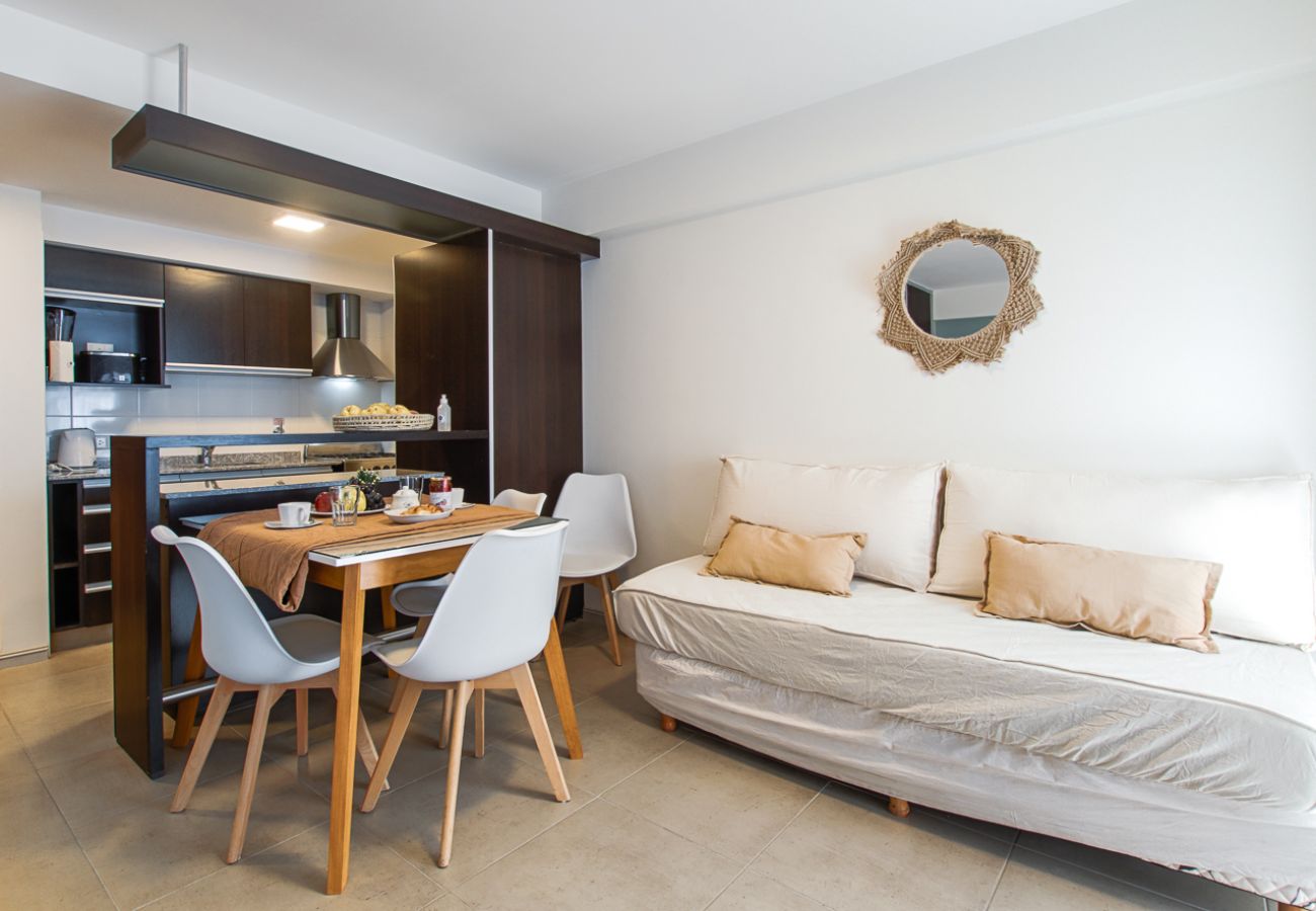 Estudio en San Carlos de Bariloche - Dto. Aupa! en barrio céntrico
