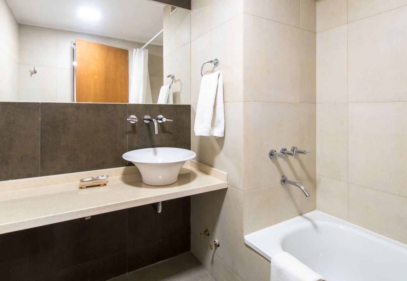 Estudio en San Carlos de Bariloche - Dto. Aupa! en barrio céntrico