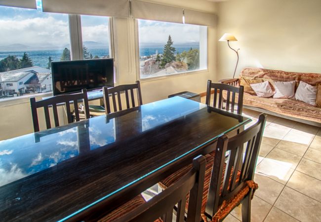 Apartamento en San Carlos de Bariloche - Notro departamento céntrico con estacionamiento Apartamento en San Carlos de Bariloche - Notro departamento céntrico con estacionamiento