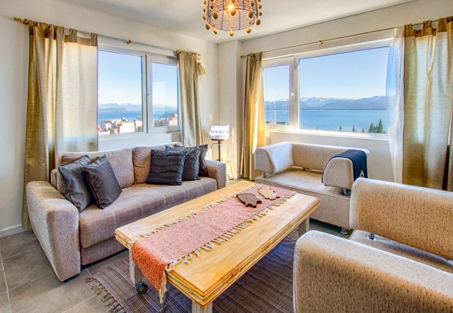 Apartamento en San Carlos de Bariloche - Periscopio con una imponente vista al lago Apartamento en San Carlos de Bariloche - Periscopio con una imponente vista al lago