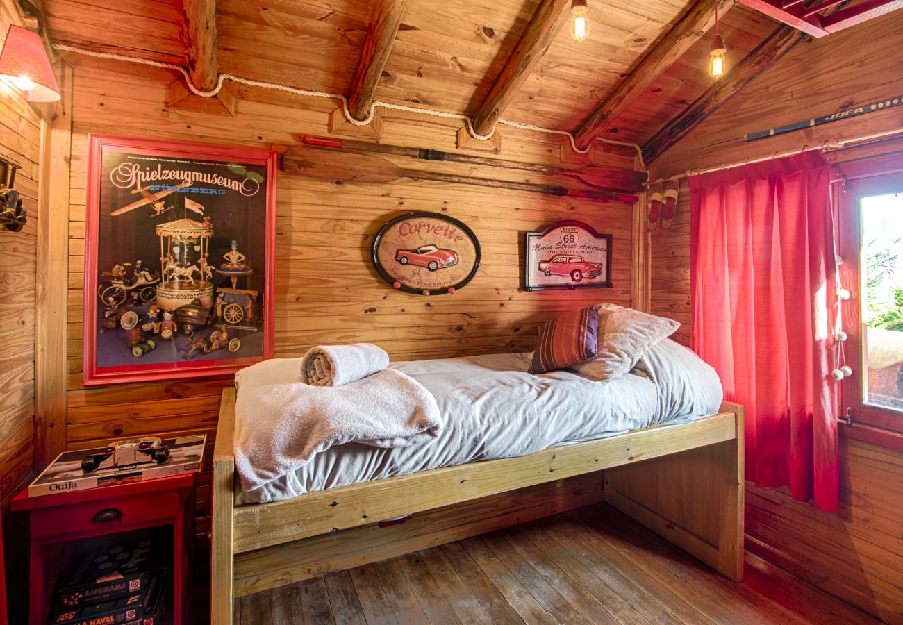 Casa en San Carlos de Bariloche - Rustica y Encantadora con vista al Lago