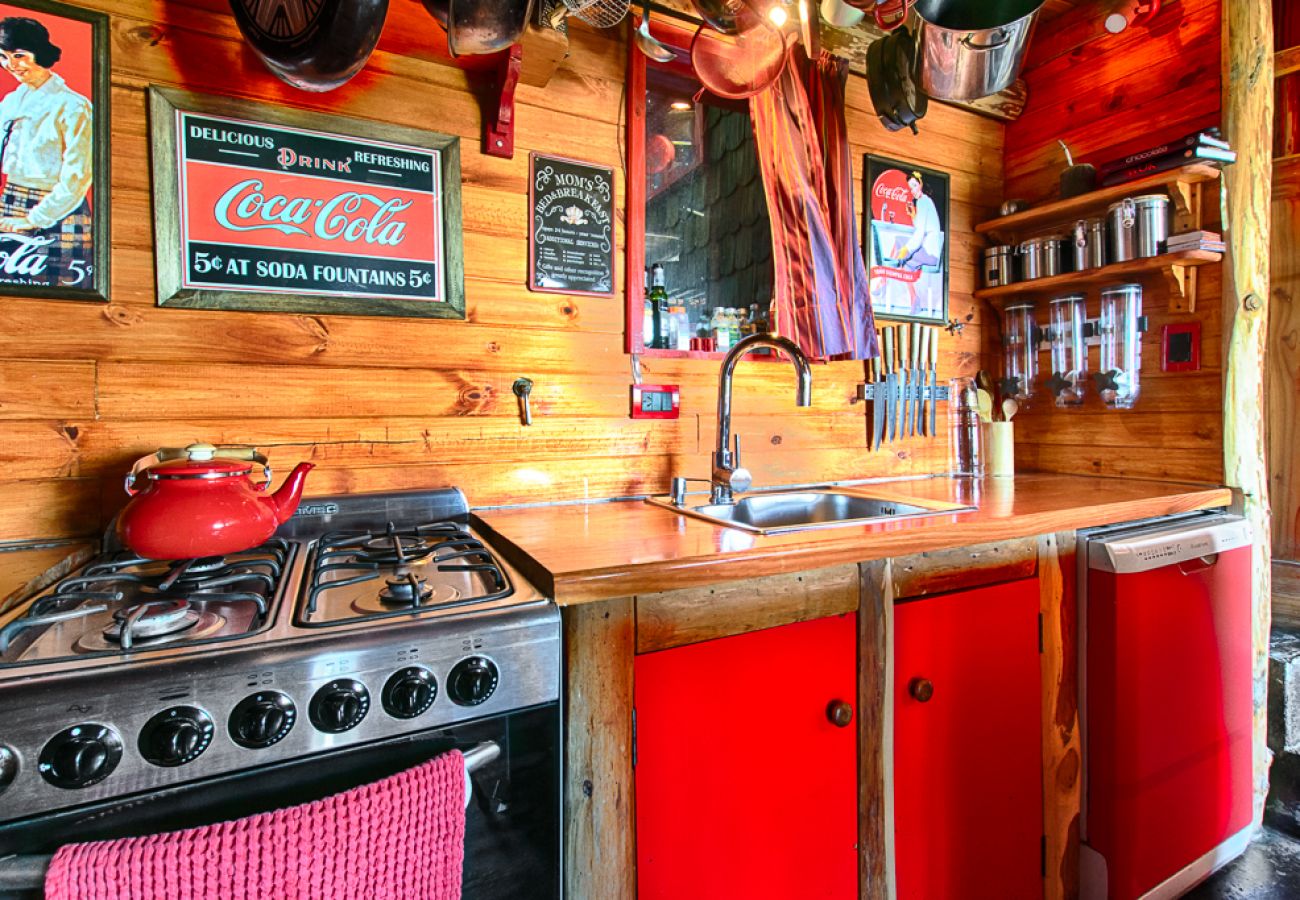 Casa en San Carlos de Bariloche - Rustica y Encantadora con vista al Lago