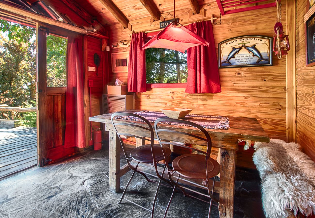 Casa en San Carlos de Bariloche - Rustica y Encantadora con vista al Lago