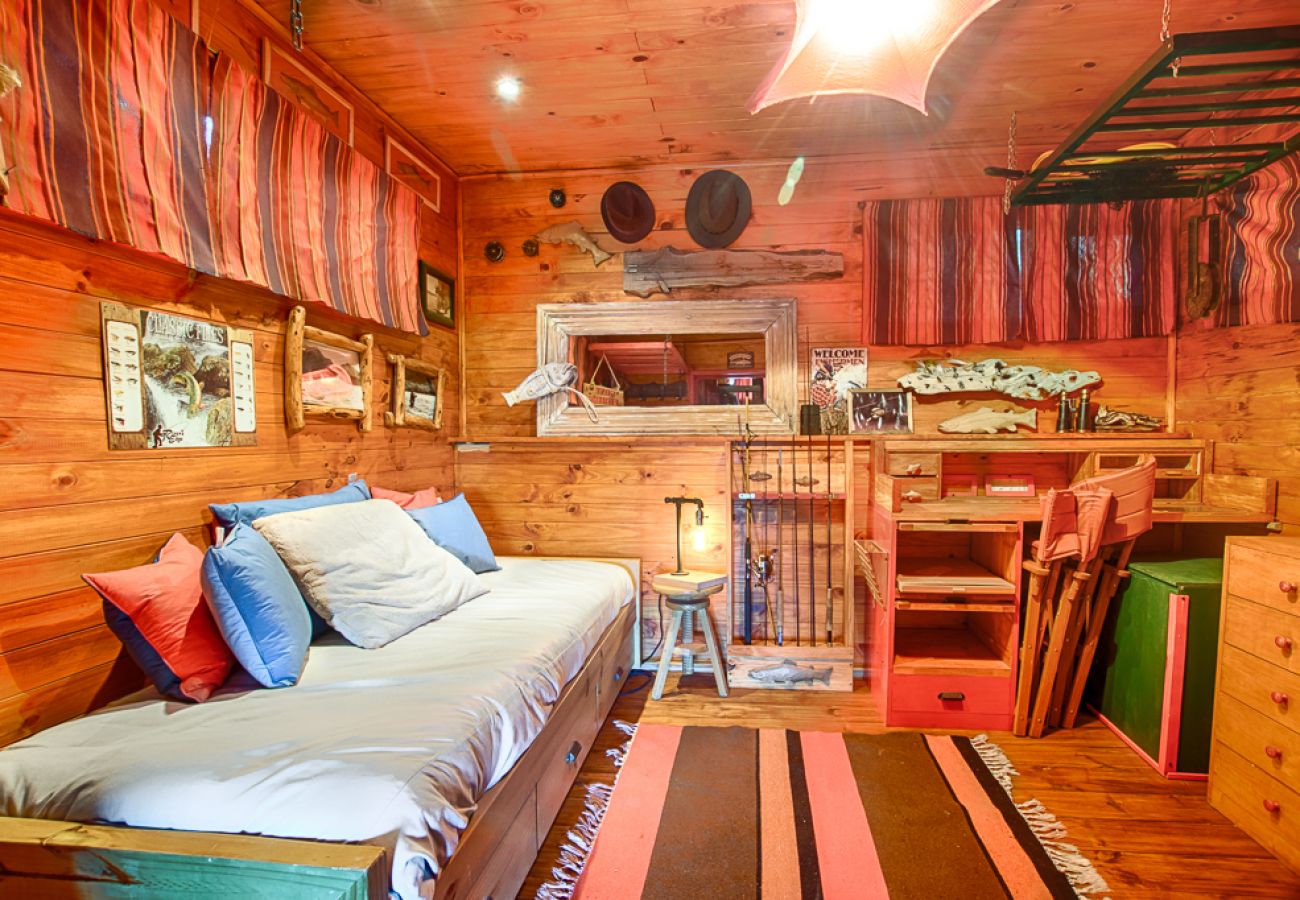 Casa en San Carlos de Bariloche - Rustica y Encantadora con vista al Lago