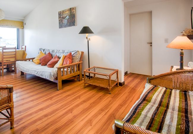 Apartamento en San Carlos de Bariloche - El Coral departamento con estacionamiento Apartamento en San Carlos de Bariloche - El Coral departamento con estacionamiento