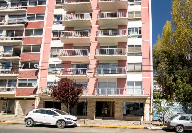 Apartamento en San Carlos de Bariloche - Simple, a una cuadra de todo! Apartamento en San Carlos de Bariloche - Simple, a una cuadra de todo!