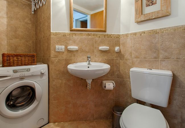 Casa en San Carlos de Bariloche - Sakura, perfecto para 4 con parrilla y Jardín Casa en San Carlos de Bariloche - Sakura, perfecto para 4 con parrilla y Jardín