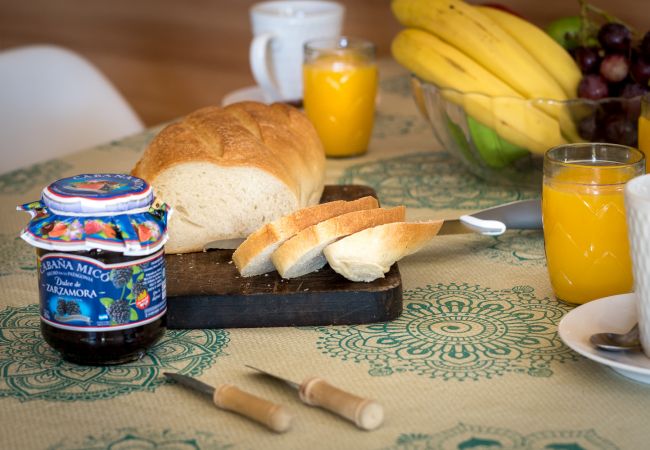Casa en San Carlos de Bariloche - Sakura, perfecto para 4 con parrilla y Jardín Casa en San Carlos de Bariloche - Sakura, perfecto para 4 con parrilla y Jardín