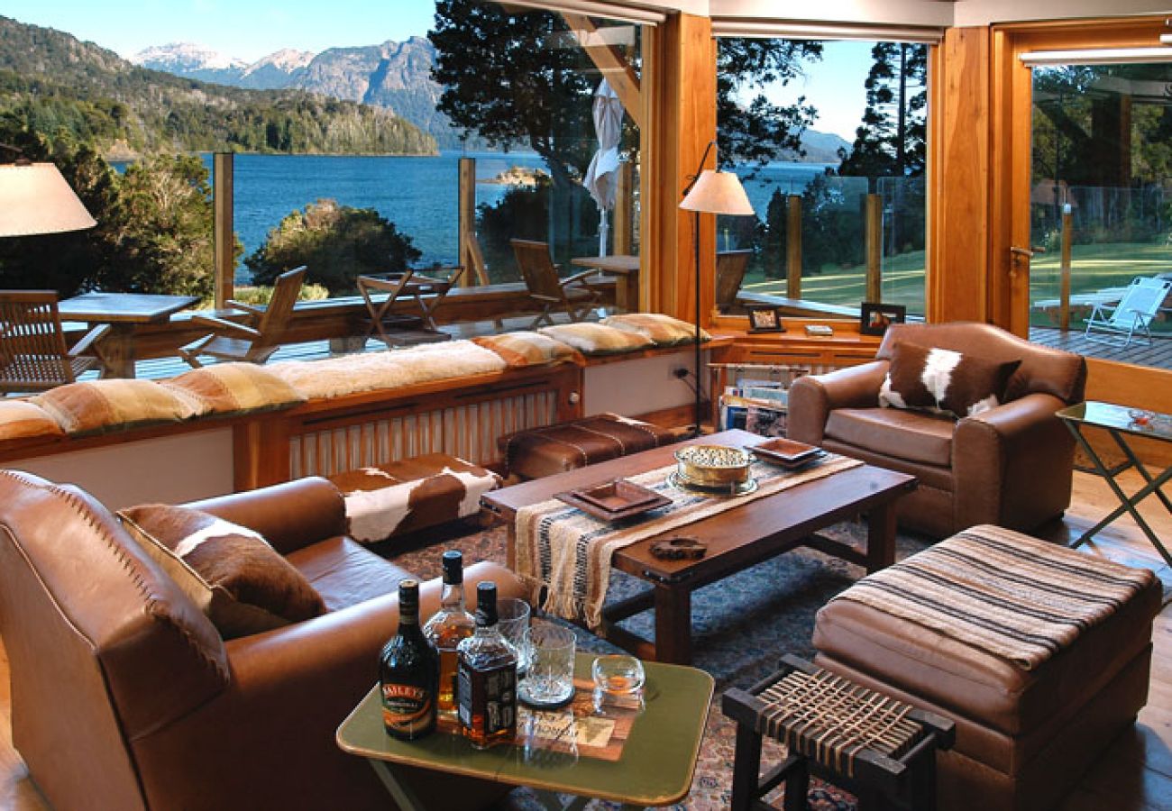 Casa en San Carlos de Bariloche - Espectacular casa Frente al lago - TARIFA EN DOLAR