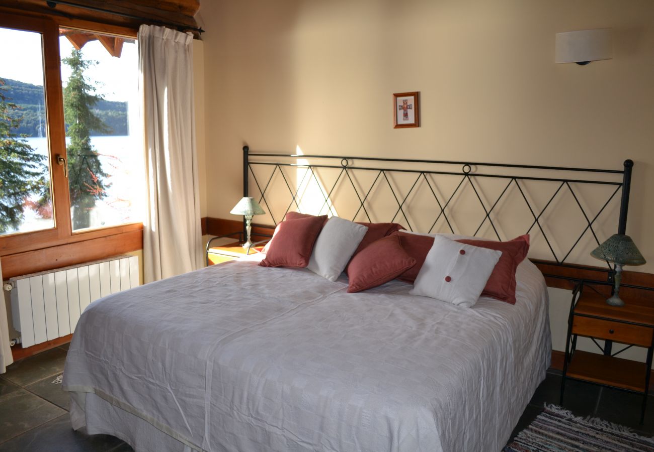 Casa en San Carlos de Bariloche - Casa sobre el lago UF2 - TARIFA EN DOLARES