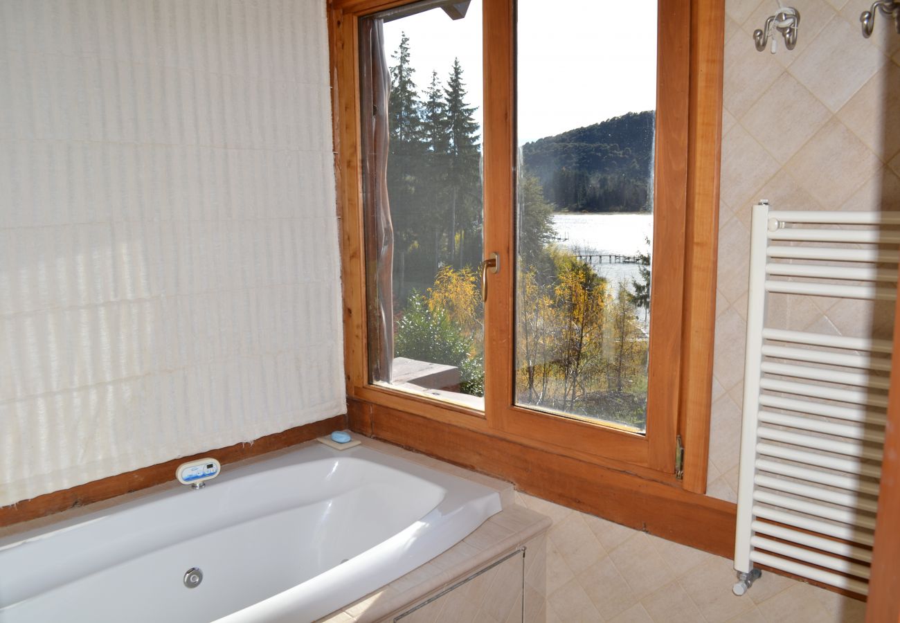 Casa en San Carlos de Bariloche - Casa sobre el lago UF2 - TARIFA EN DOLARES