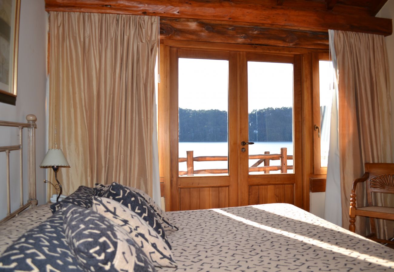 Casa en San Carlos de Bariloche - Casa sobre el lago UF2 - TARIFA EN DOLARES
