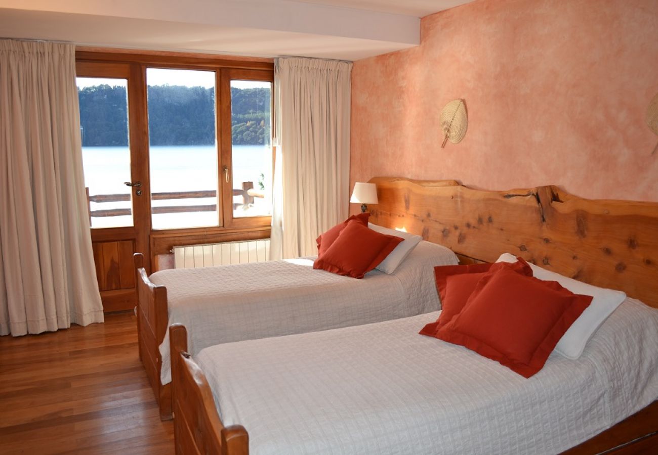 Casa en San Carlos de Bariloche - Casa sobre el lago UF2 - TARIFA EN DOLARES