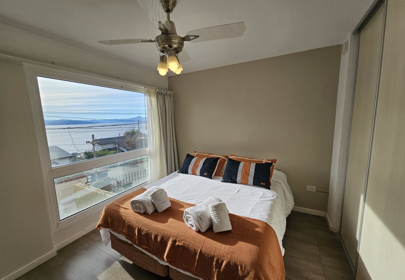 Apartamento en San Carlos de Bariloche - Araucaria departamento con espectacular vista al l