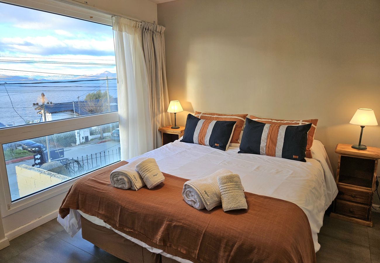 Apartamento en San Carlos de Bariloche - Araucaria departamento con espectacular vista al l