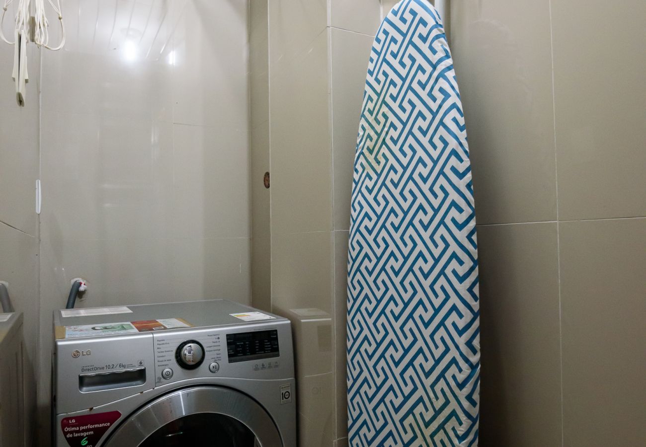 Apartamento equipado con lavadora
