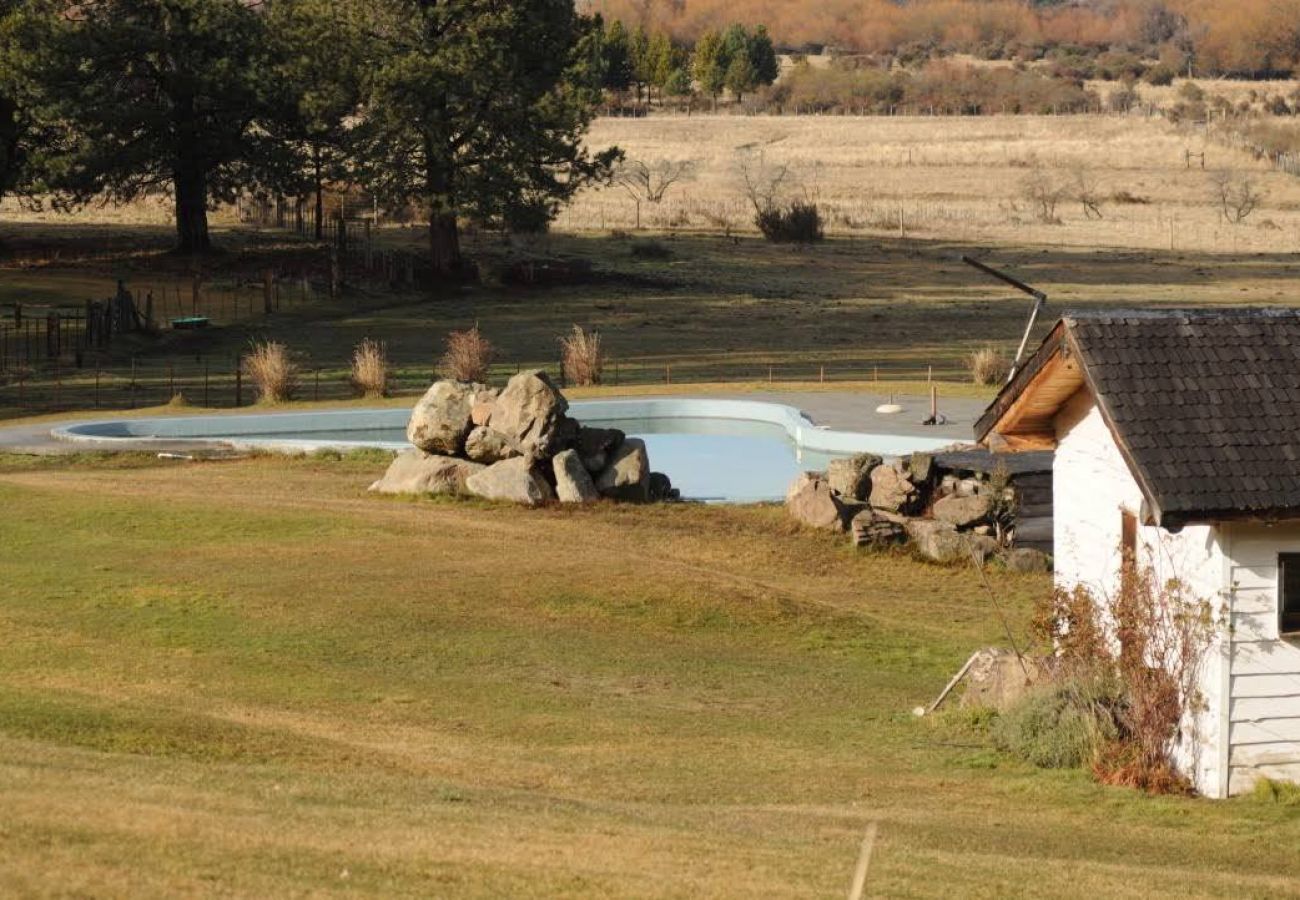 Casa rural en Cholila - Casa de campo Las Moscas - TARIFA EN DOLARES