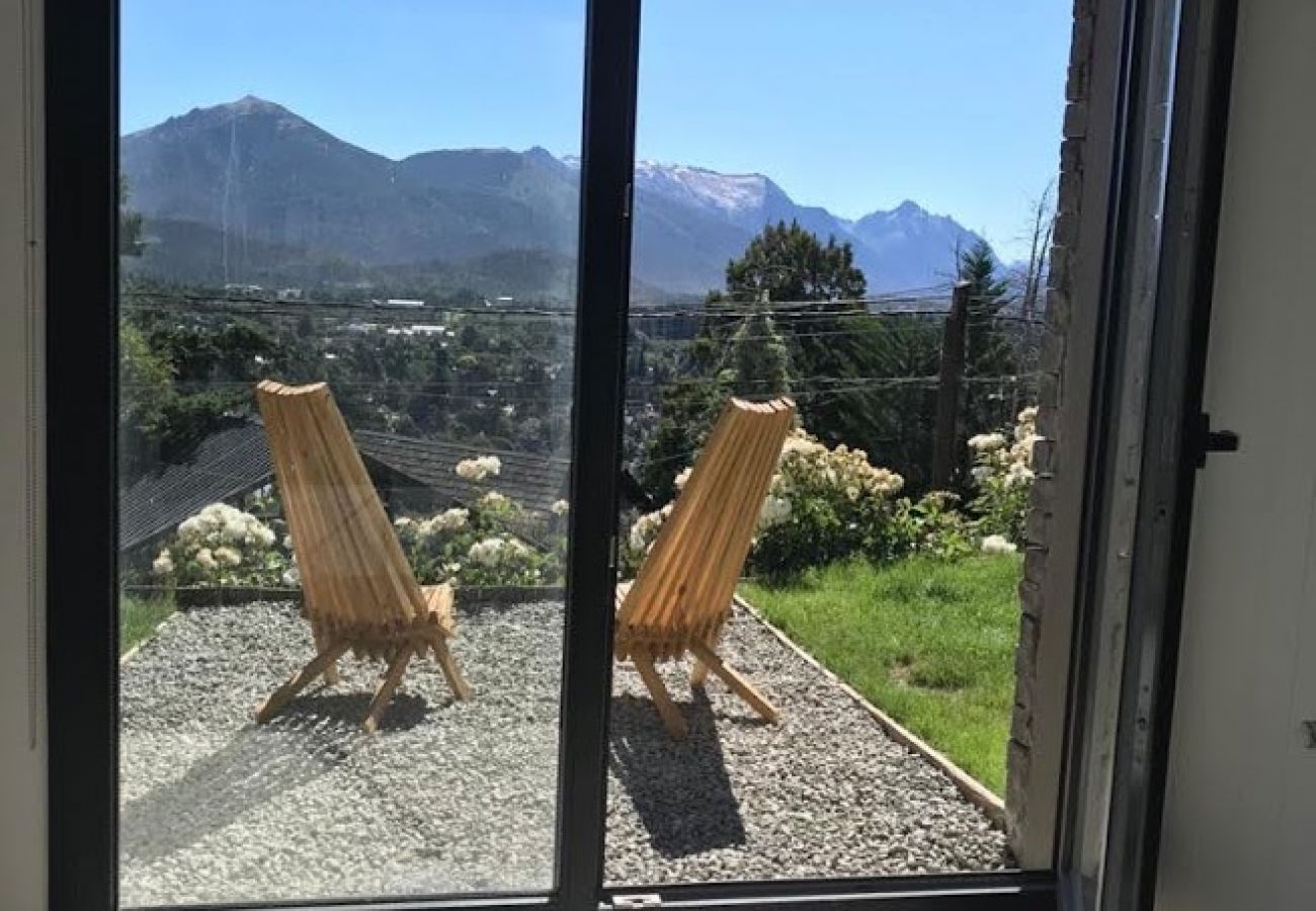 Estudio en San Carlos de Bariloche - Dto. Sauco con vista al lago