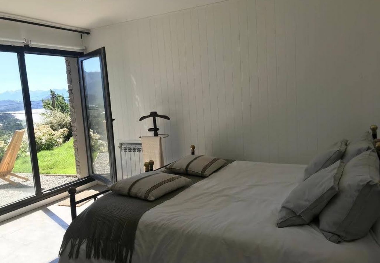 Estudio en San Carlos de Bariloche - Dto. Sauco con vista al lago
