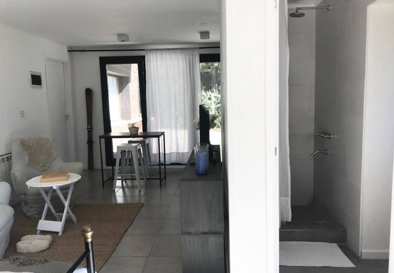 Estudio en San Carlos de Bariloche - Dto. Sauco con vista al lago