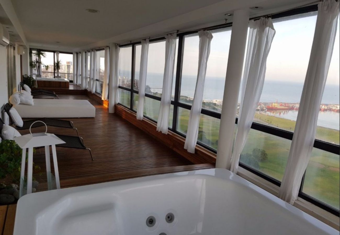 Apartamento en Mar Del Plata - MDQ - Dto. Torres del Golf con Vista al mar