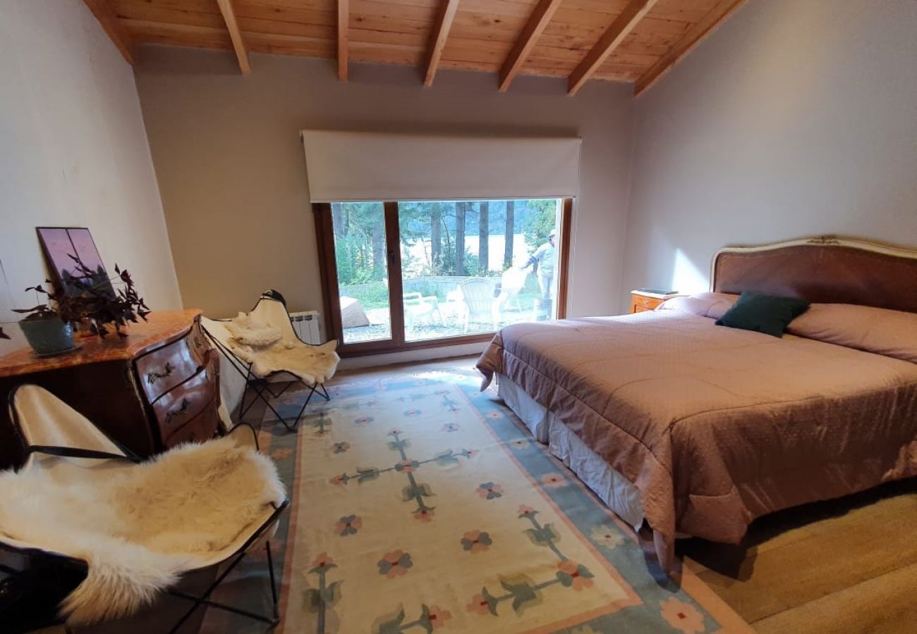 Casa en San Carlos de Bariloche - Casa Estilo Campo  - TARIFA EN DOLARES