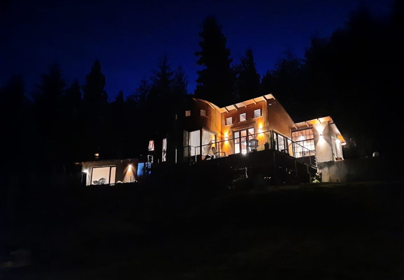 Casa en San Carlos de Bariloche - Casa Estilo Campo  - TARIFA EN DOLARES