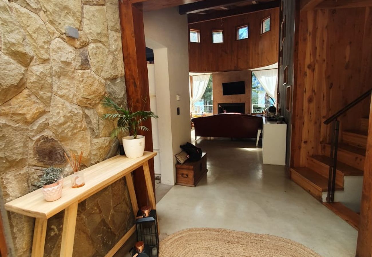 Casa en San Carlos de Bariloche - Casa Estilo Campo  - TARIFA EN DOLARES