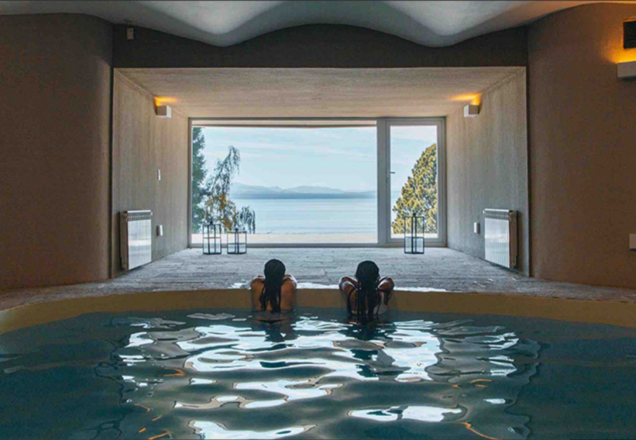 Casa en San Carlos de Bariloche - NAUTICA sobre la costa de Lago - TARIFA EN DOLARES