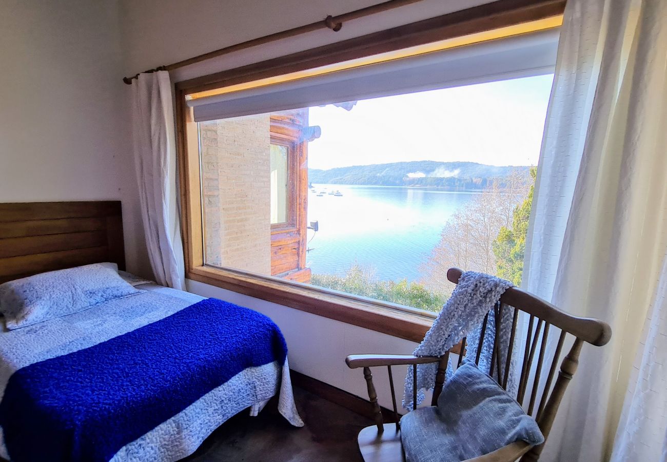 Casa en San Carlos de Bariloche - Casa C/ costa de lago y Piscina -TARIFA EN DOLARES