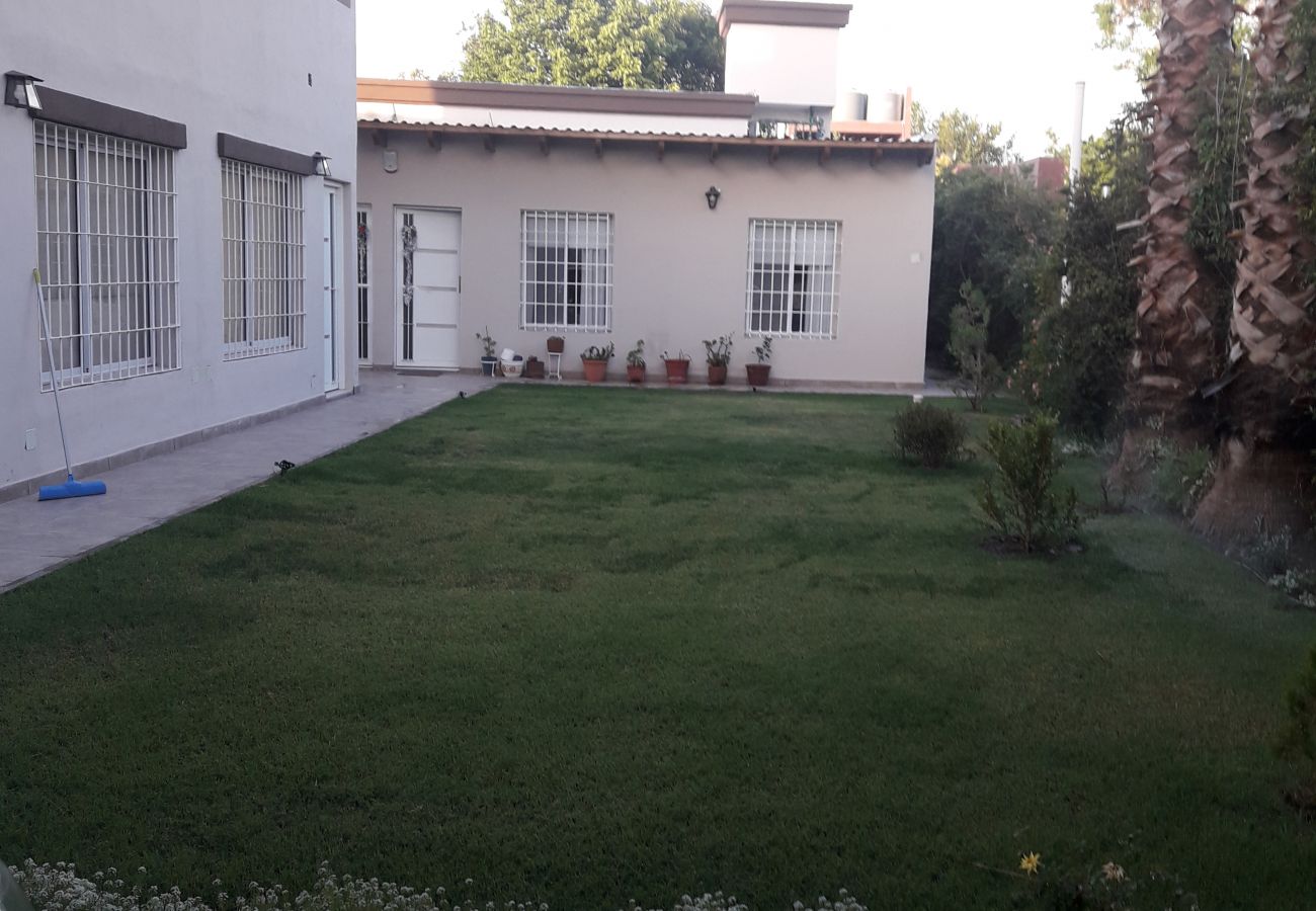 Apartamento en Mendoza - COMPLEJO POSTA DE YATASTO I