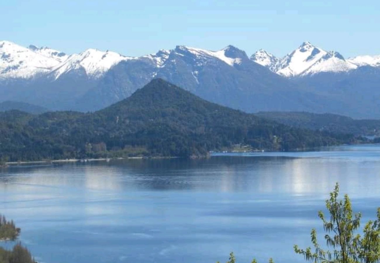 Casa en San Carlos de Bariloche - CASA SAUCO CON VISTA AL LAGO - TARIFA EN DOLARES