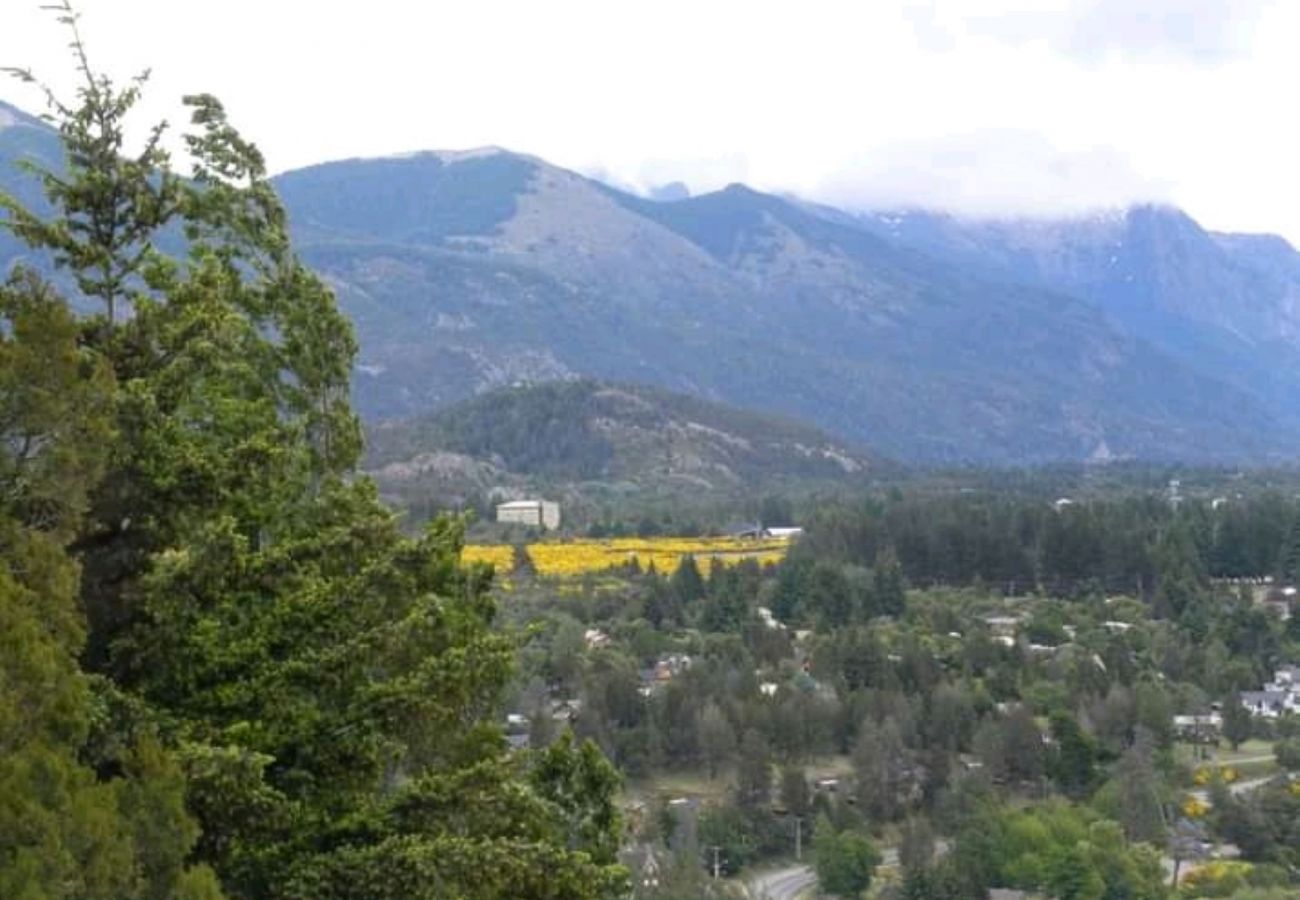 Casa en San Carlos de Bariloche - CASA SAUCO CON VISTA AL LAGO - TARIFA EN DOLARES