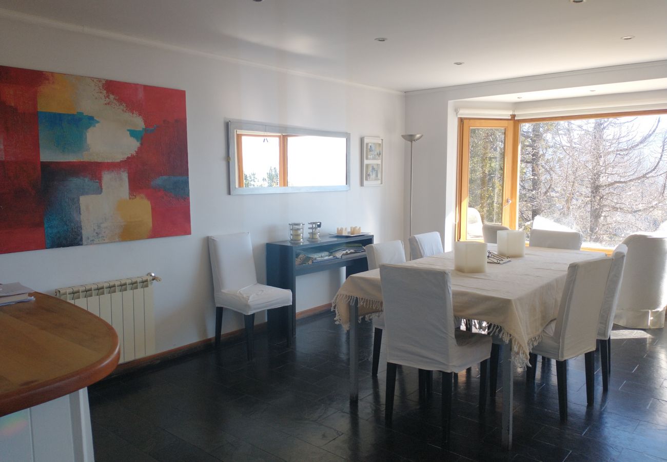 Casa en San Carlos de Bariloche - CASA SAUCO CON VISTA AL LAGO - TARIFA EN DOLARES