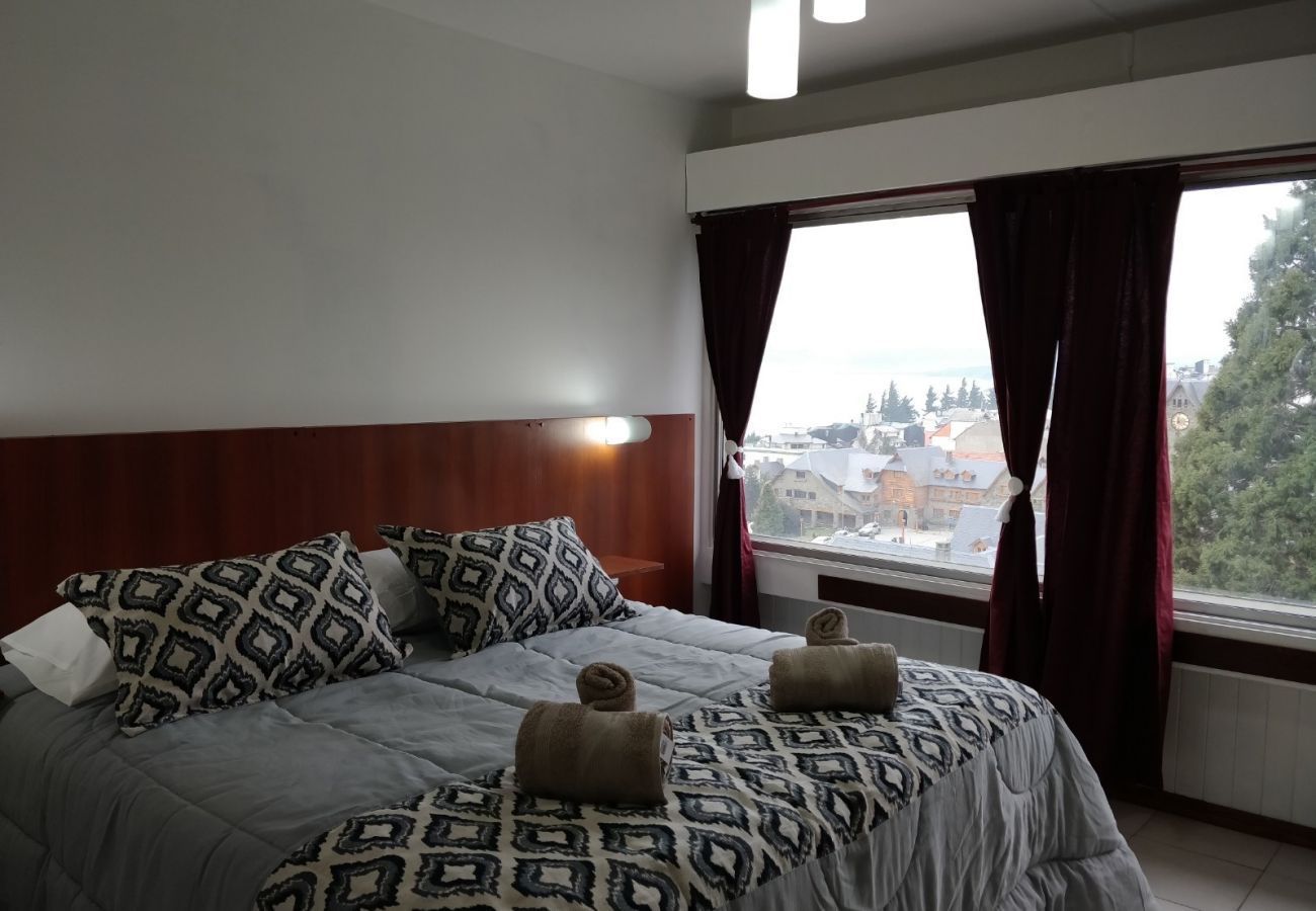 Estudio en San Carlos de Bariloche - Dto Pitraña con vista al lago