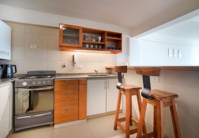 Apartamento en San Carlos de Bariloche - Apart Nahuel Huapi con vista al lago y estac. Apartamento en San Carlos de Bariloche - Apart Nahuel Huapi con vista al lago y estac.