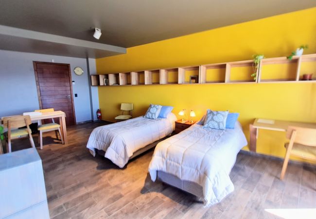 Estudio en San Carlos de Bariloche - Suite Michay con vista al lago Nahue Huapi Estudio en San Carlos de Bariloche - Suite Michay con vista al lago Nahue Huapi