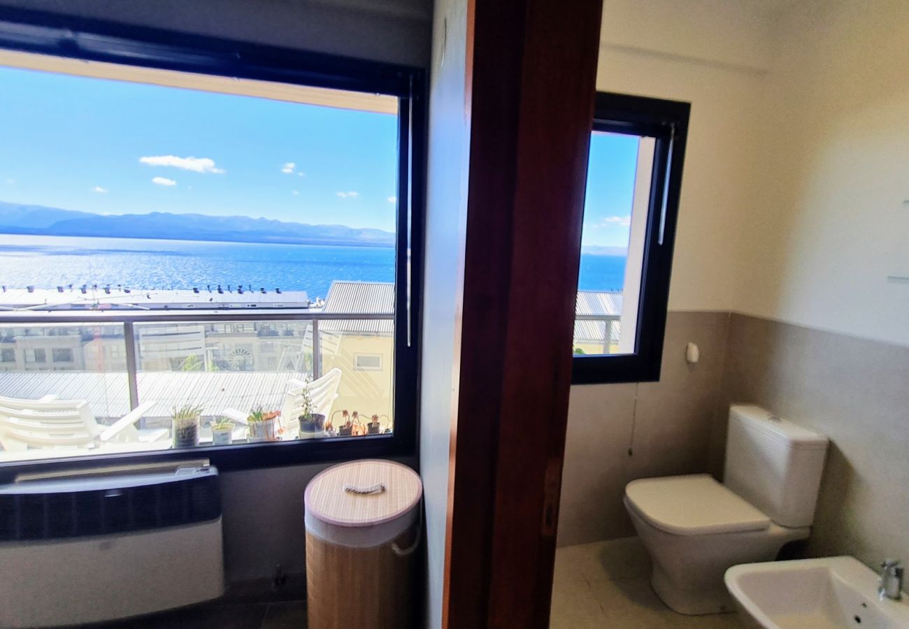 Estudio en San Carlos de Bariloche - Suite Michay con espectacular vista al lago