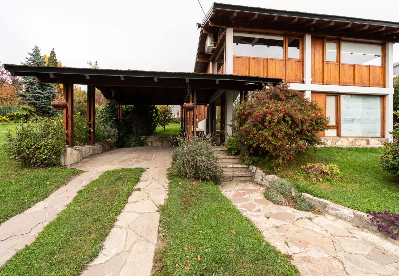 Casa en San Carlos de Bariloche - Casa Bittehus para 6  - Tarifa en Dolares