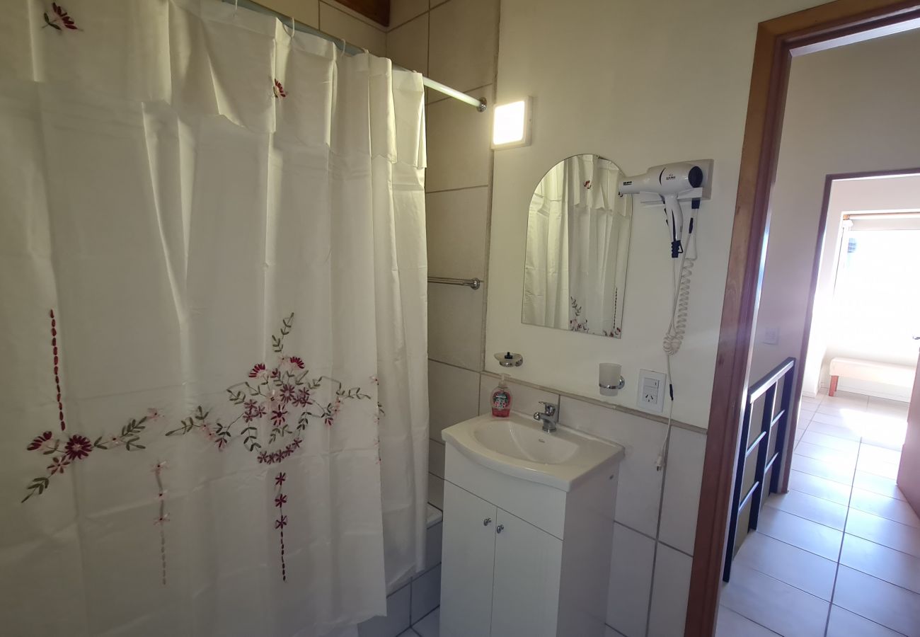 Casa en San Carlos de Bariloche - El Colibri con estacionamiento y Wifi