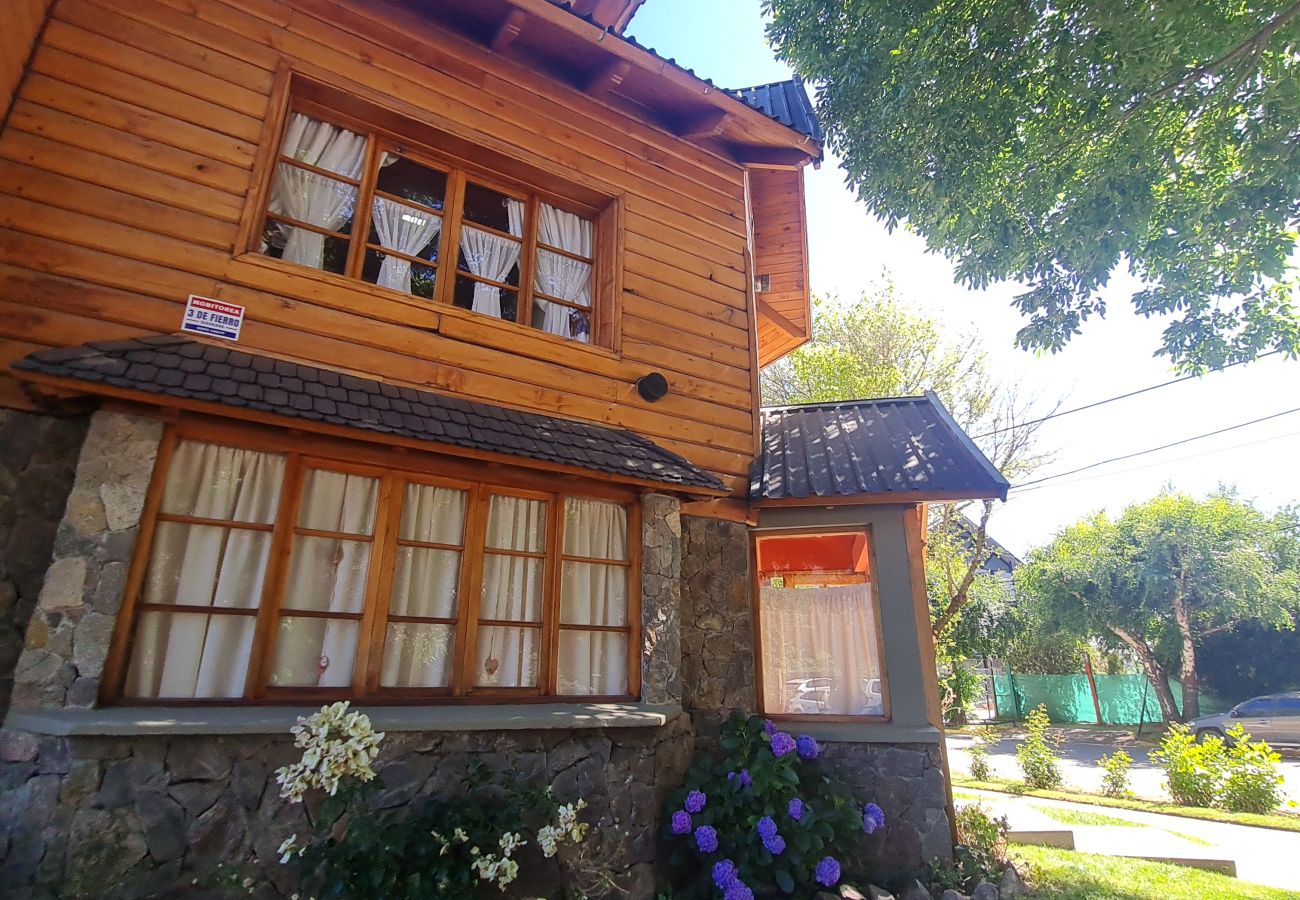 Casa en San Martin de los Andes - Cabaña Brown