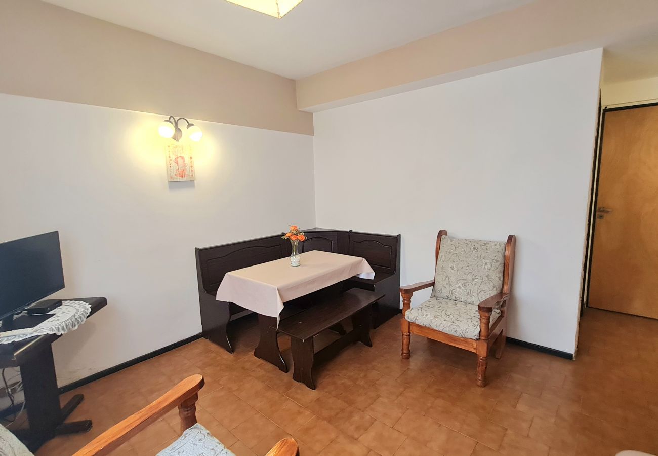 Apartamento en San Carlos de Bariloche - Dto. a 200 metros del Centro Civico