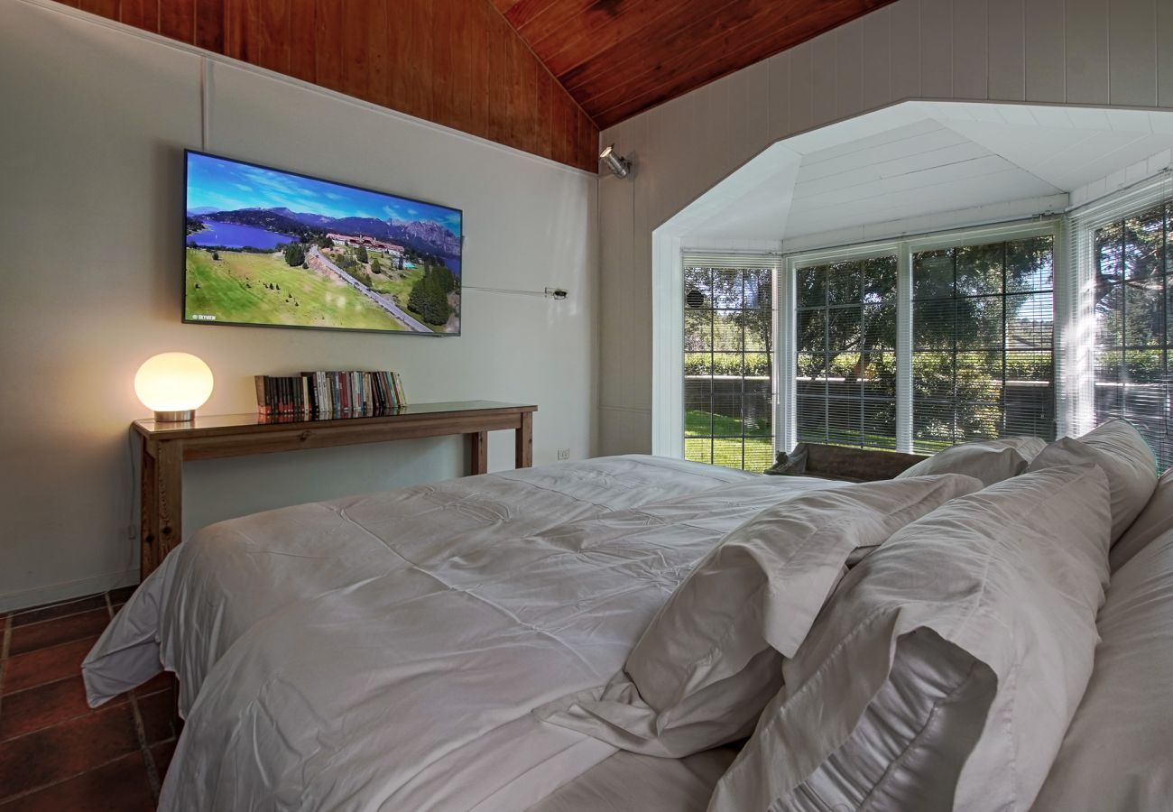 Casa en San Carlos de Bariloche - Casa La Negra - TARIFAS EN DOLARES