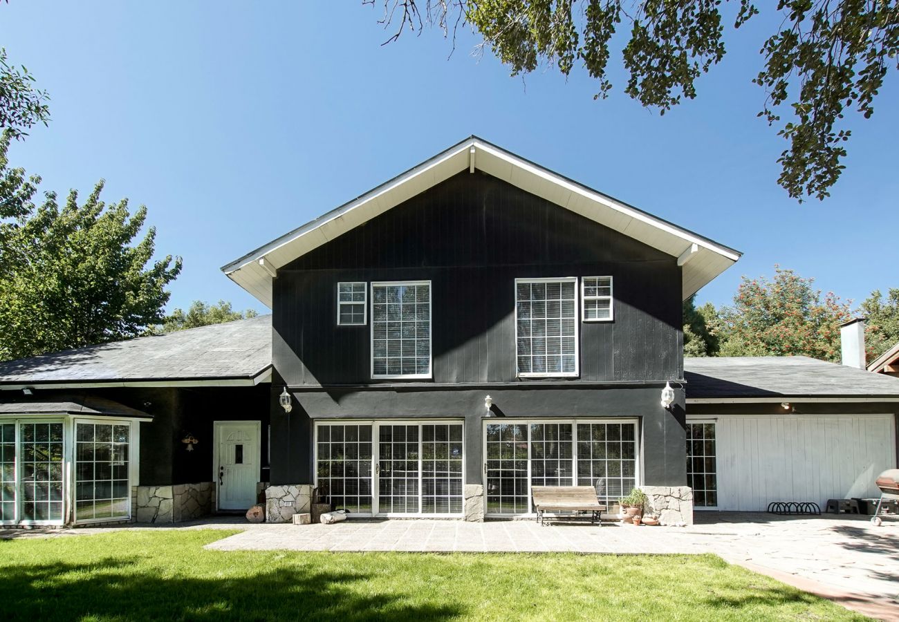 Casa en San Carlos de Bariloche - Casa La Negra - TARIFAS EN DOLARES