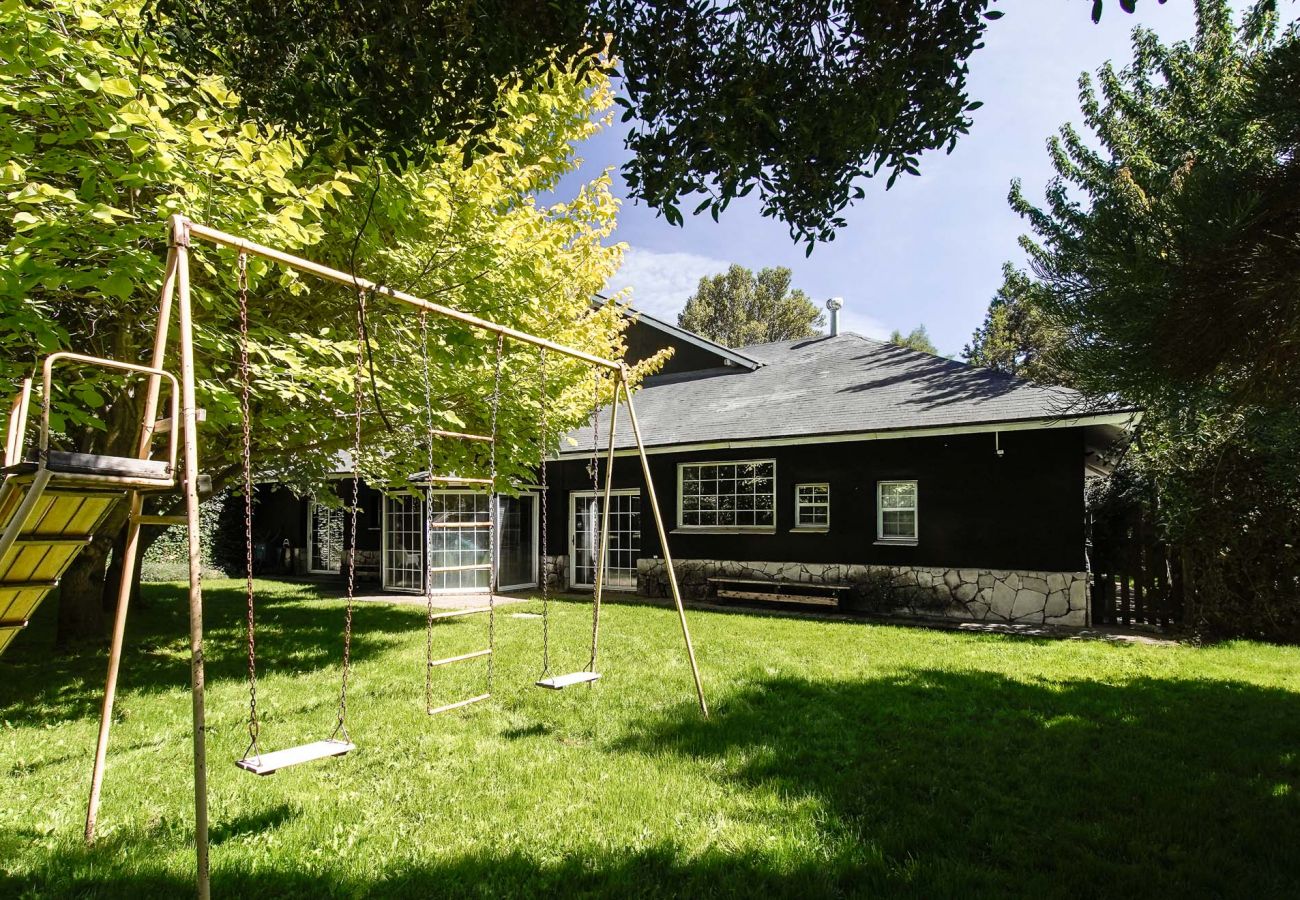 Casa en San Carlos de Bariloche - Casa La Negra - TARIFAS EN DOLARES